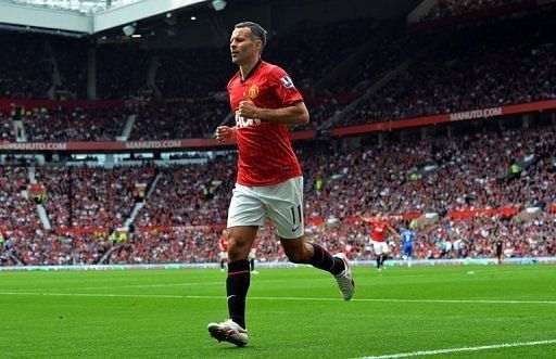 Giggs is pushing for a return to the starting line-up as United look to reduce Chelsea&#039;s four-point lead over them