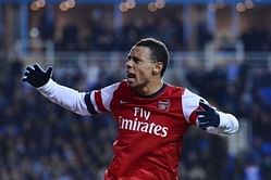 Arsenal beat Reading in crazy 12-goal thriller