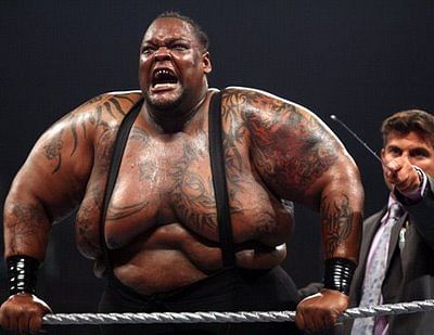 WWE: 10 Heaviest Wrestlers