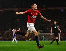 United storm back to steal Redknapp's thunder