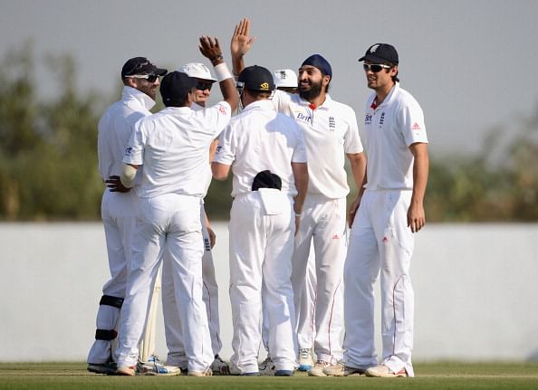 Satire : England Batsmen Considered a Walkout