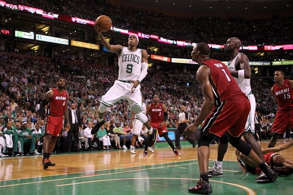 Rajon Rondo's historic streak makes one question pursual of records