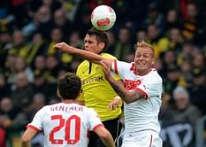 Bayern rout Hamburg to open seven-point gap