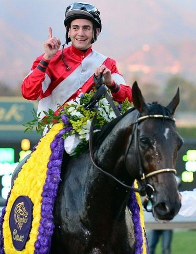 Fort Larned on Saturday roared to a stunning victory in the $5 million Breeders&#039; Cup Classic