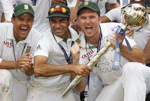 Proteas 'opt to use spinner Tahir in Aussie Test'