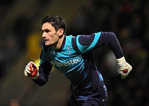Lloris "finding life difficult" at Spurs - Deschamps