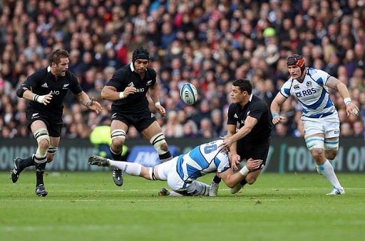 World champions New Zealand made the Scots pay for defensive lapses at crucial moments in racking up a 51-22 victory