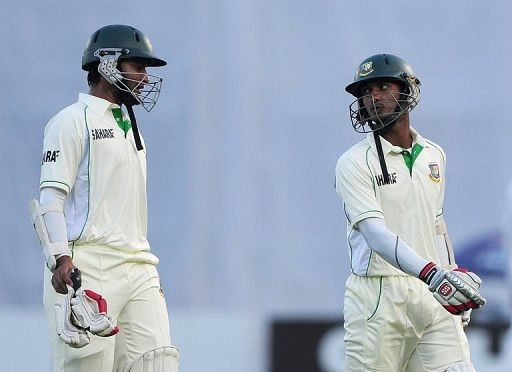 Shakib Al Hasan and Naeem Islam struck half centuries to take Bangladesh to 252-3 at lunch, vs W.Indies