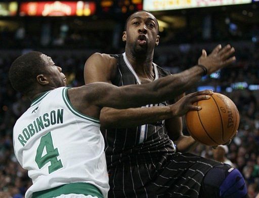 Gilbert Arenas (centre) will wear the number 0 while representing Shanghai