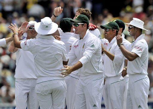 South Africa were three without loss in their first innings at lunch after dismissing Australia for 550