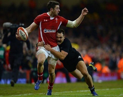 The All Blacks posted a convincing 33-10 victory over the Welsh at the Millennium Stadium