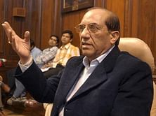 Vijay Kumar Malhotra stays AAI chief