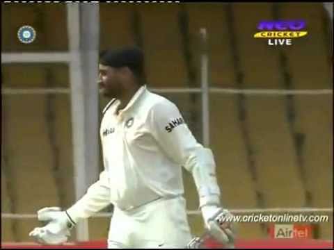 Bhajji imitates Sachin Tendulkar