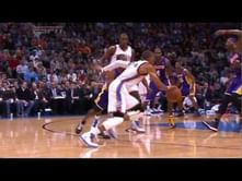 Video: Russell Westbrook attacks the rack