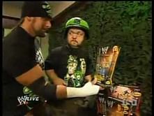 Video: Hornswoggle imitates The Undertaker, Randy Orton and John Cena