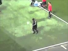 VIDEO: Amazing Ronaldinho skill