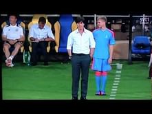 Video: Joachim Loew trolls the ball boy