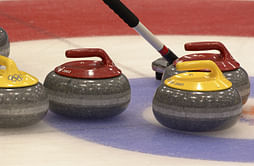 Russia's curlers beat World Champions