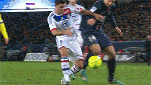 Zlatan Ibrahimovic stamps on player's face