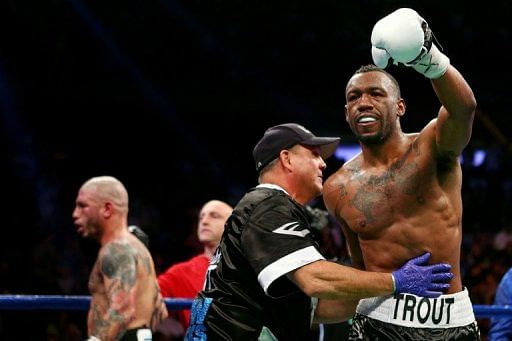 Austin Trout (R) finished strongly to hand Miguel Cotto a first defeat at Madison Square Garden