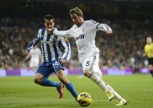 Mourinho surrenders title as Barca go nine clear