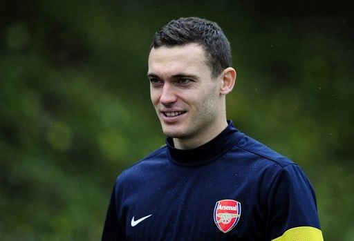 Vermaelen wants Arsenal to keep Walcott