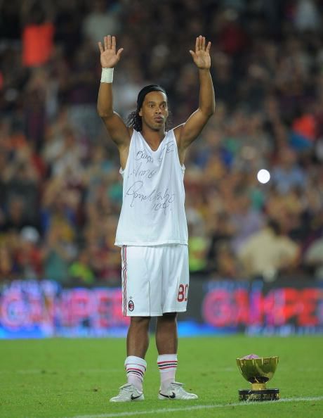Ronaldinho leads Atletico Mineiro to 3-2 victory