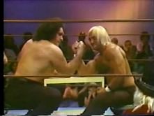 Video: Hulk Hogan vs Andre The Giant arm wrestling