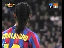 Video: Ronaldo vs Ronaldinho