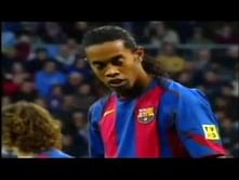 Video: Ronaldinho vs Cristiano Ronaldo