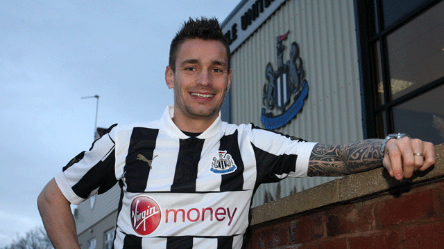 Debuchy signs for Newcastle