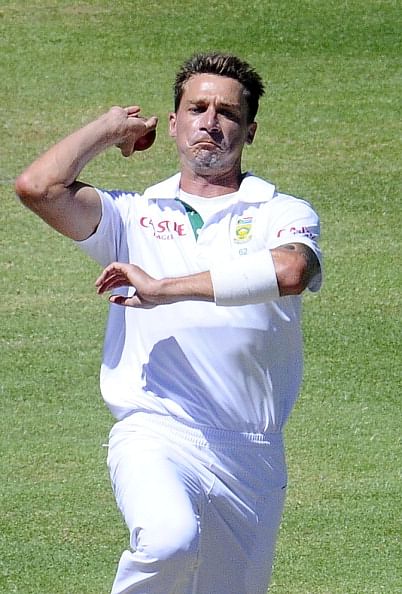 South Africa's bowler Dale Steyn deliver