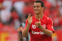 AVB declares renewed interest in Brazilian duo Damiao and Willian