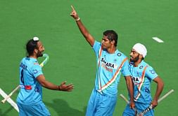 2 differences between Hockey India League and IPL