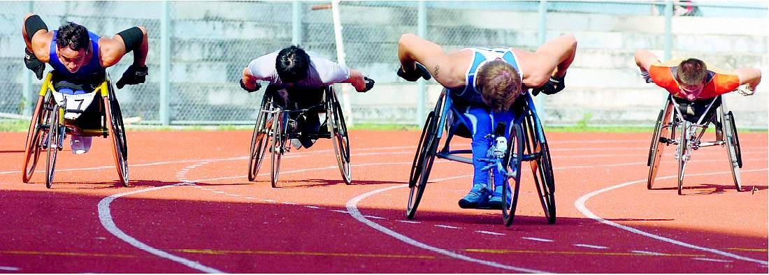 Организации занимающиеся инвалидами. Спорт для инвалидов. Инвалиды занимаются спортом. Спорт колясочников. Дети инвалиды в спорте.