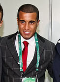 Lucas unveiled as PSG player