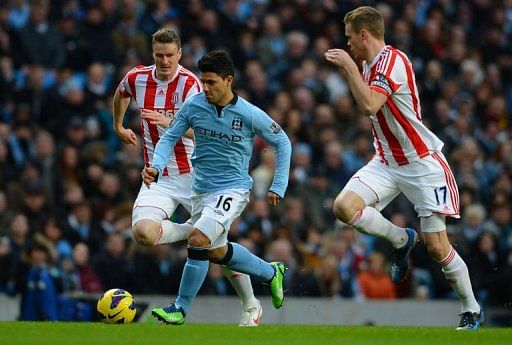 Aguero injury opens door for Balotelli