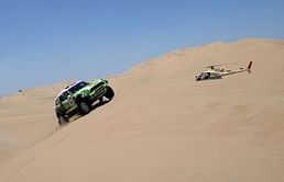 Defending champion Peterhansel takes Dakar lead