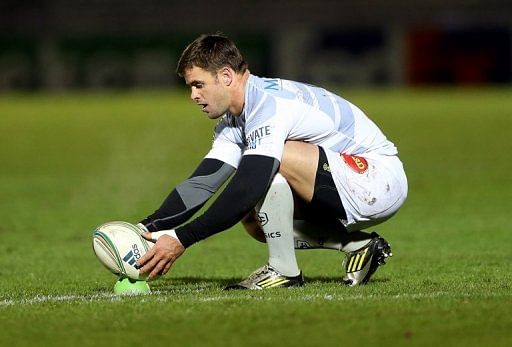 Rory Kockott of Castres prepares to take a penalty kick in Glasgow on December 7, 2012
