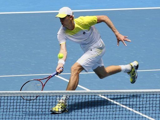 Mattek-Sands beats Bouchard in Sydney