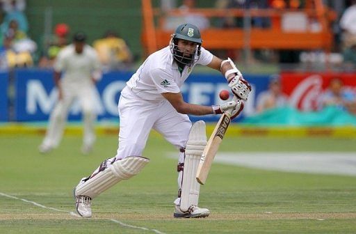 Smith, Amla steady South African innings (Tea Report)
