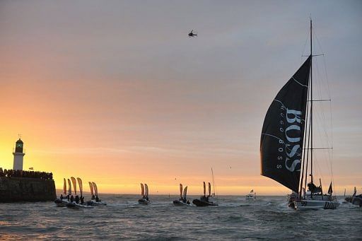 English skipper Alex Thomson arrives in western France on his monohull 