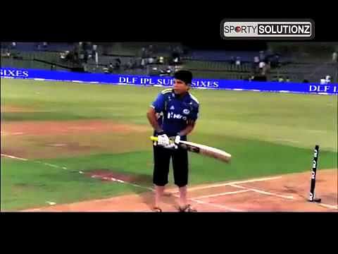 Video: Sachin's son practising batting