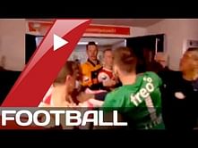 Video: Feyenoord star Lens instigates a massive brawl with PSV Eindhoven players