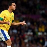 Napoli eyes Brazil striker Damiao