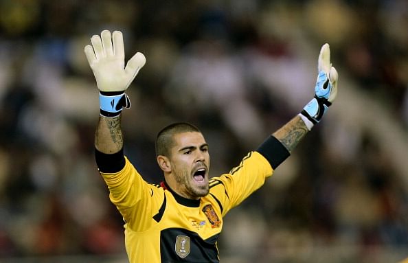 Arsenal to make a move for Victor Valdes