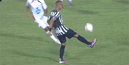 GIF: 5 reasons why Neymar dived