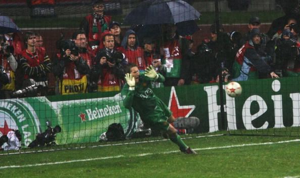 The Flying Dutchman: Edwin Van Der Sar