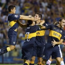 Boca Juniors overcome Barcelona 2-1