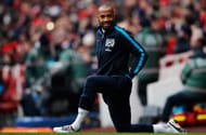 LONDON, ENGLAND - FEBRUARY 04: Thierry Henry of Arsenal warms up during the Barclays Premier League match between Arsenal and Blackburn Rovers